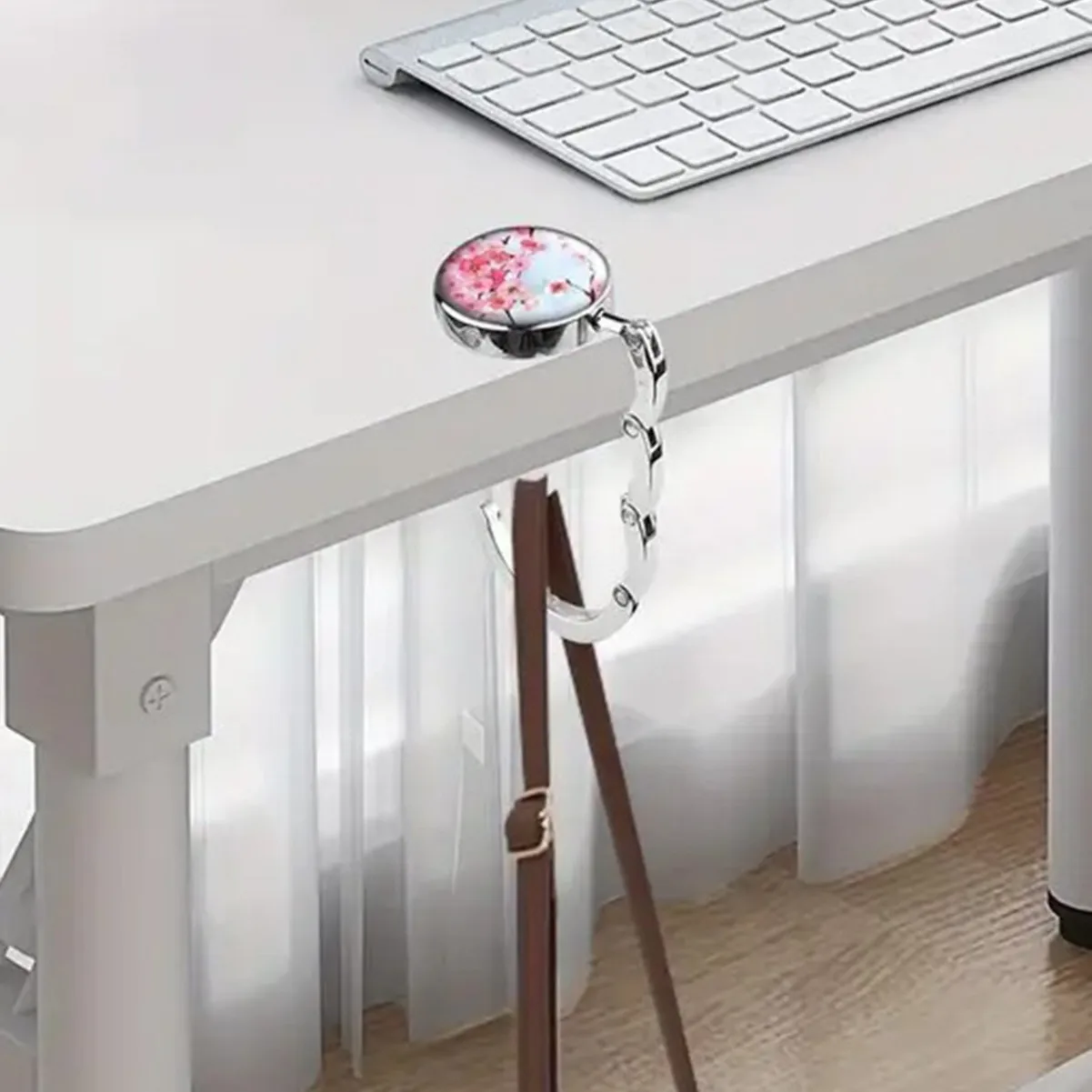 Wielowzorowy wieszak na torebk – Office Furniture Brands recenzja i cena