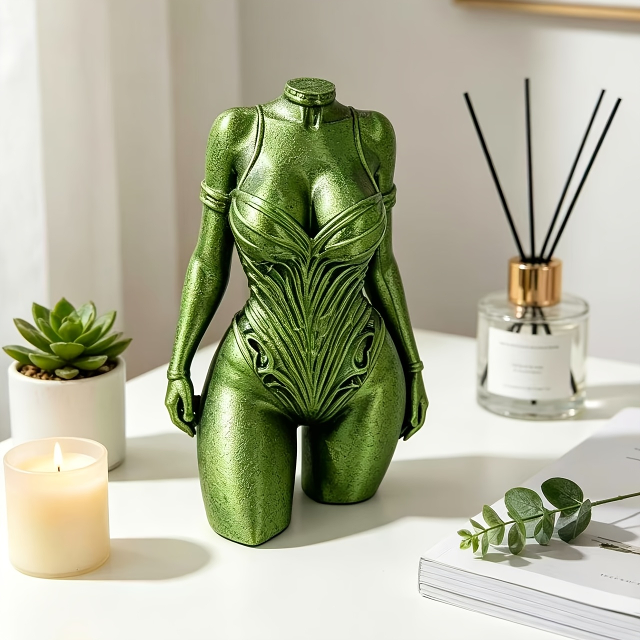 Figurka torsu kobiety w stylu  – Office Furniture Hon recenzja i cena